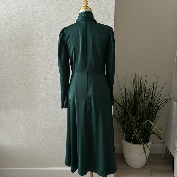 Alexia Admor Gillian Dress - Emerald, Size 6 | NWT - Picture 3 of 6